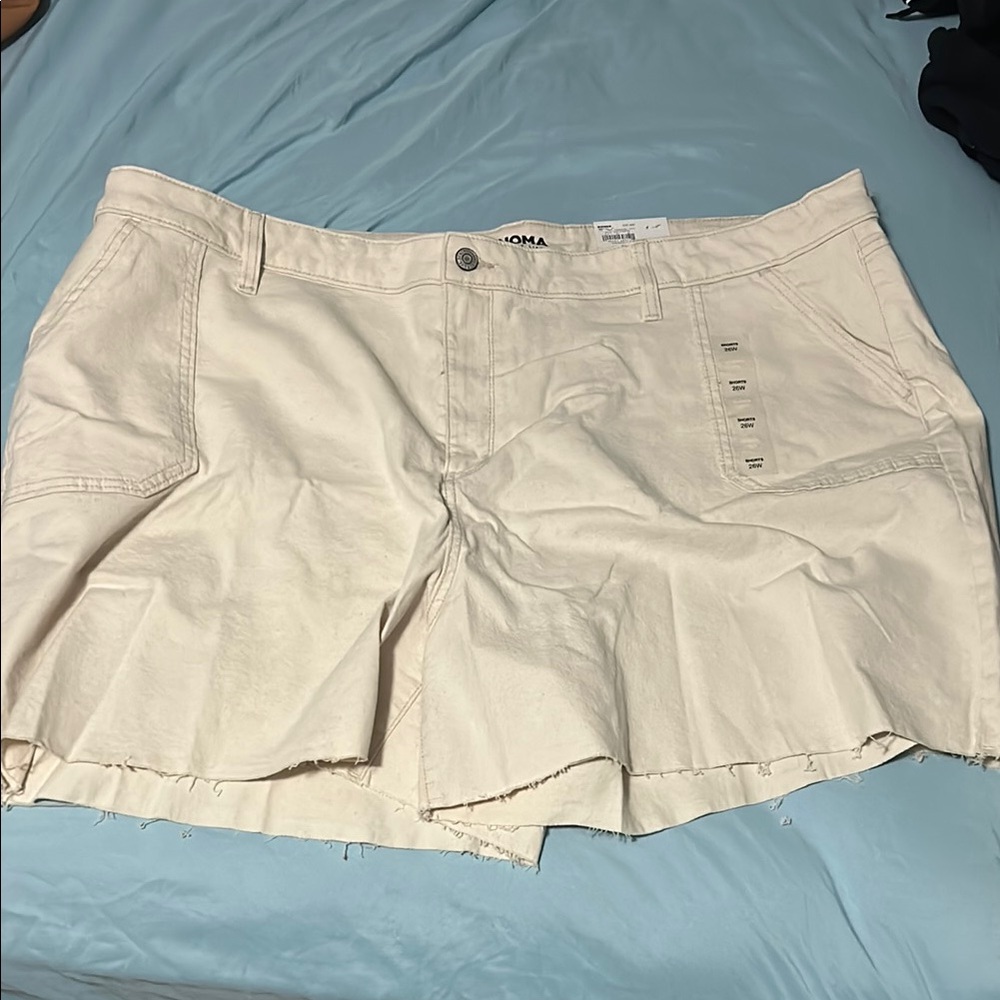 Cream Casual Shorts